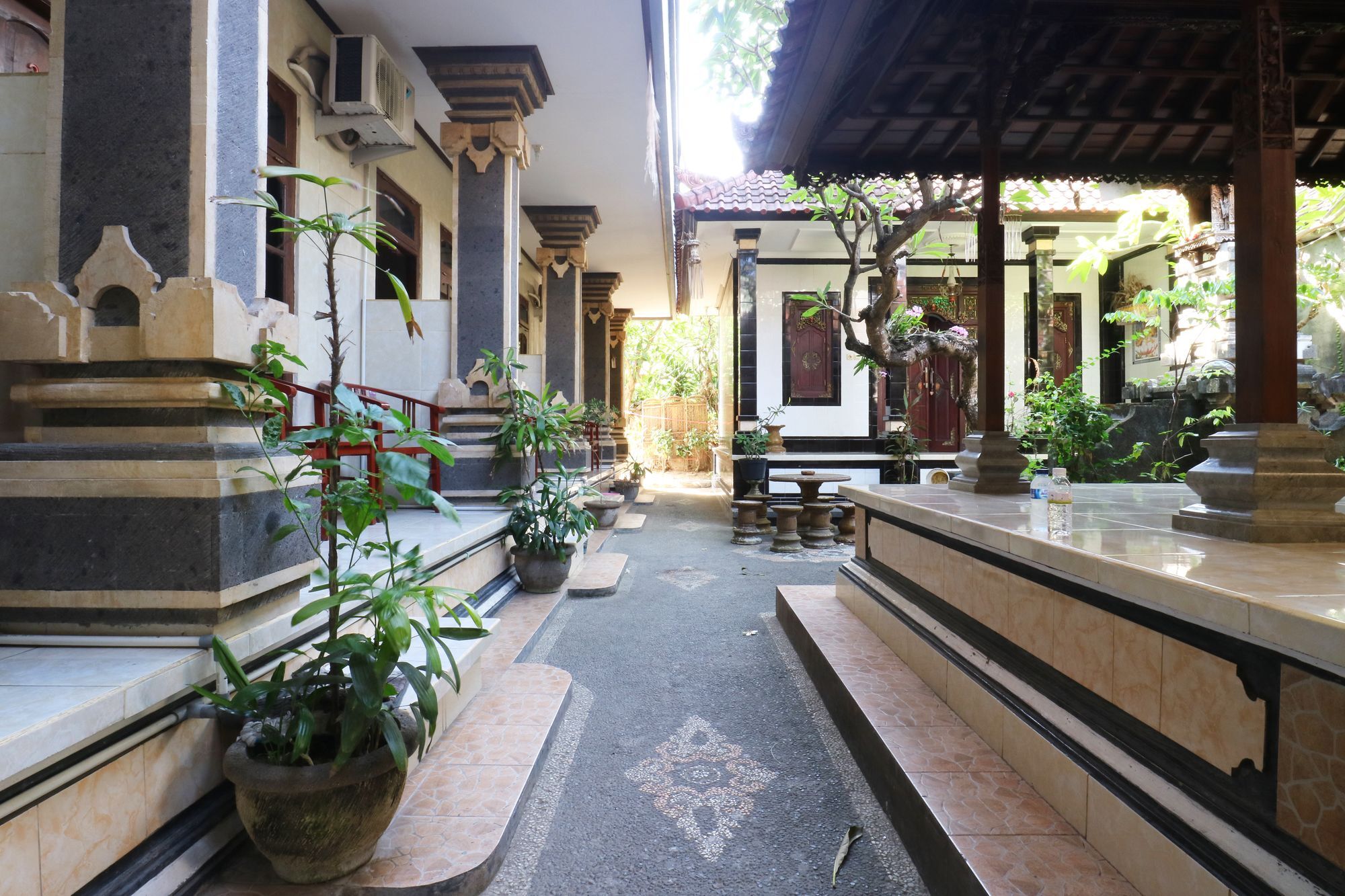 Best Guesthouse Bali Kuta  Exterior photo